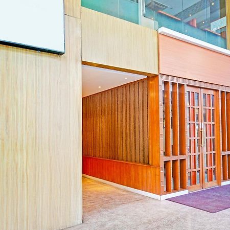 Super Collection O Marathahalli Formerly Krishna Boutique Bangalore Buitenkant foto